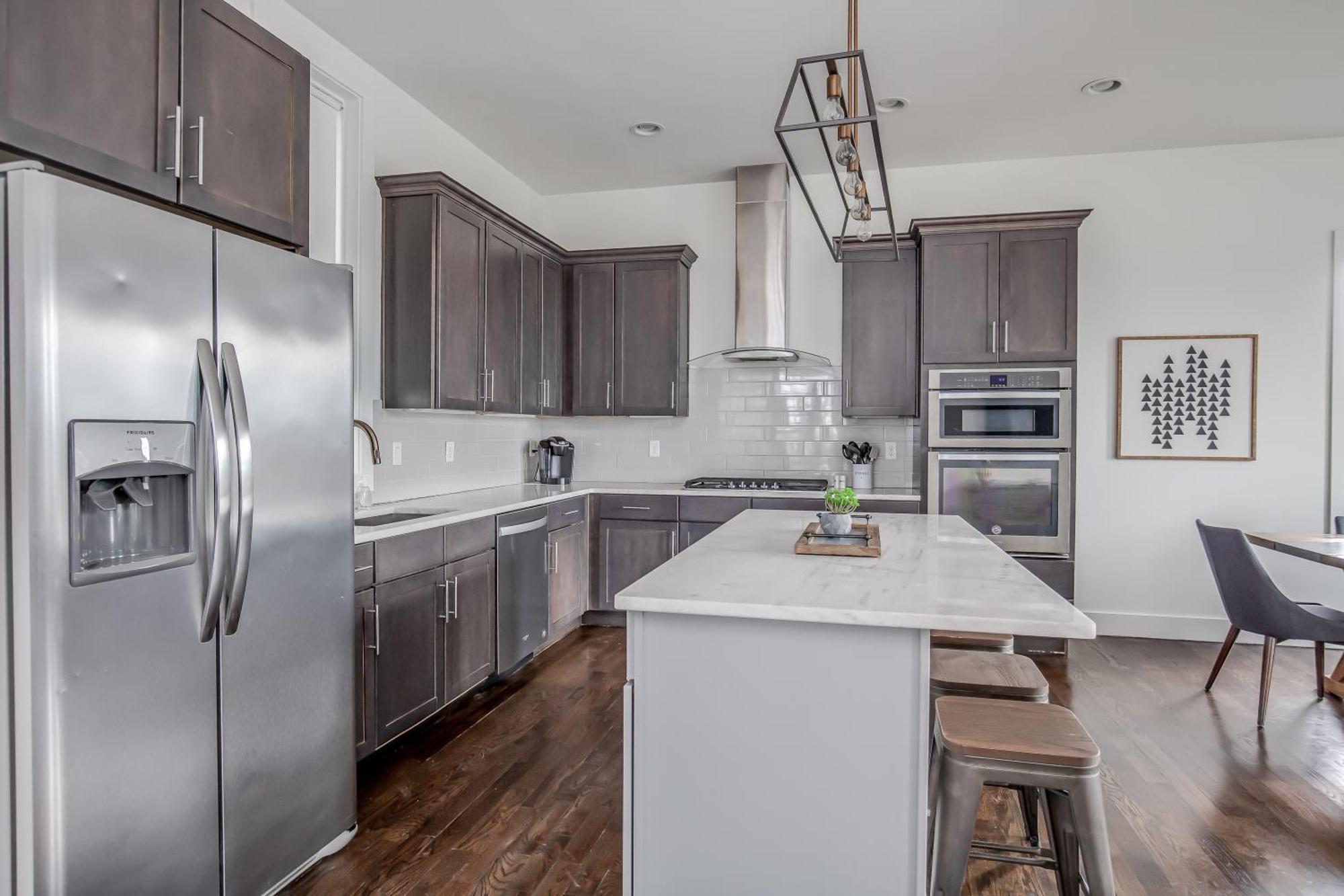 Whiskey House With Rooftop Golf, City Views! 8Min To Downtown! Sleeps 9! Nashville Exterior photo